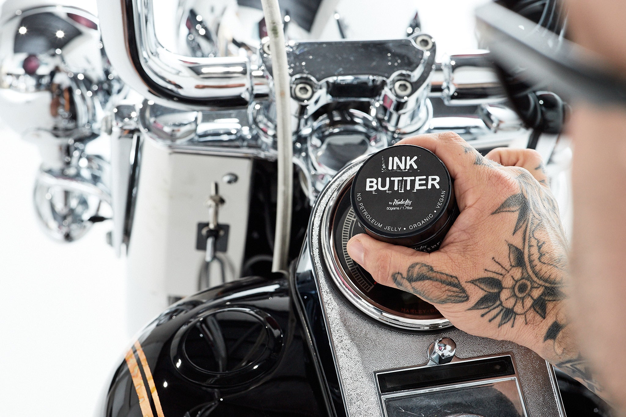 How to Choose the Best Tattoo Aftercare Cream